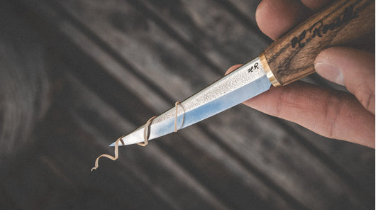 How to choose the right carving knife for your project