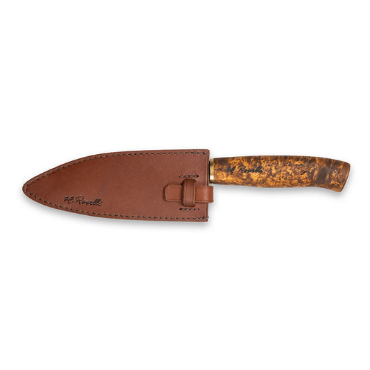 Handmade kitchen knife from Roselli, inspired by Japanese cuisine. Featuring a curly birch handle and a carbon steel blade, it comes with a handcrafted leather sheath.